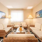 Charming And Comfy House In Apartment
