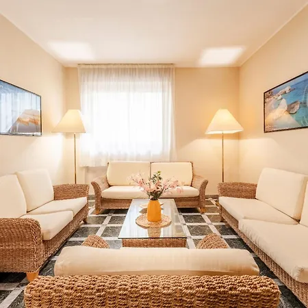 Charming And Comfy House In Apartamento
